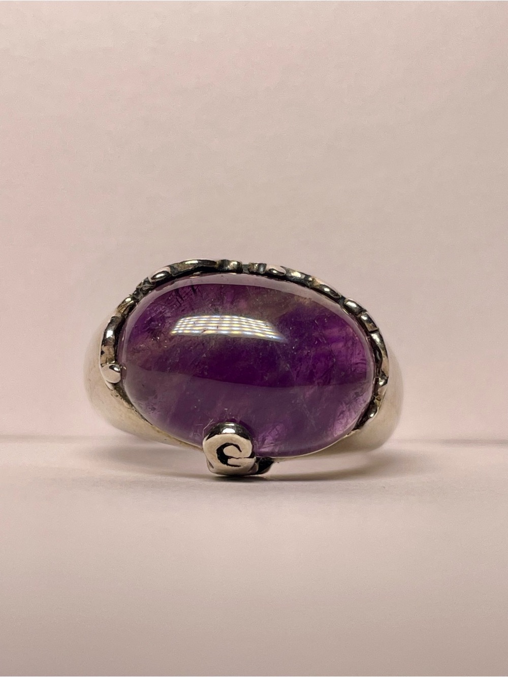 925 Amethyst Cabochon Ring